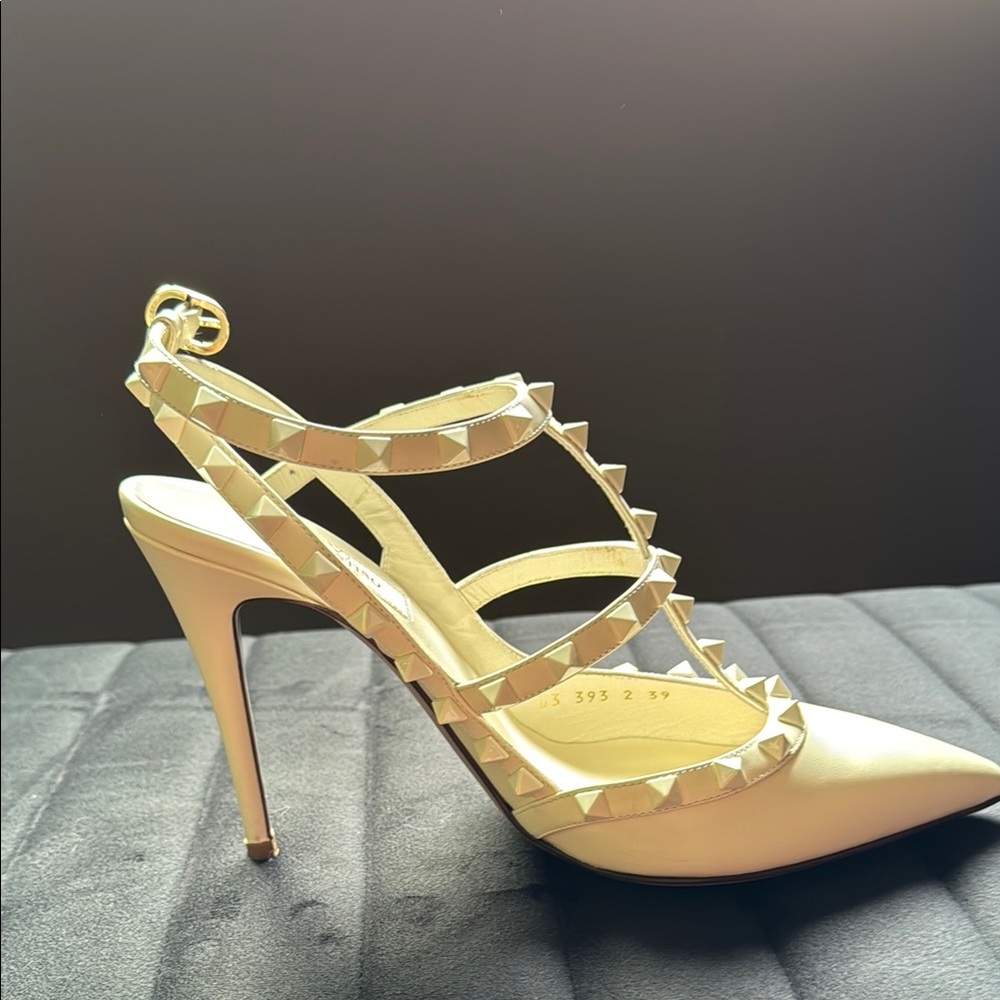 Valentino White Studded Women's Shoes LIMITED EDITION - Picture 12 of 15